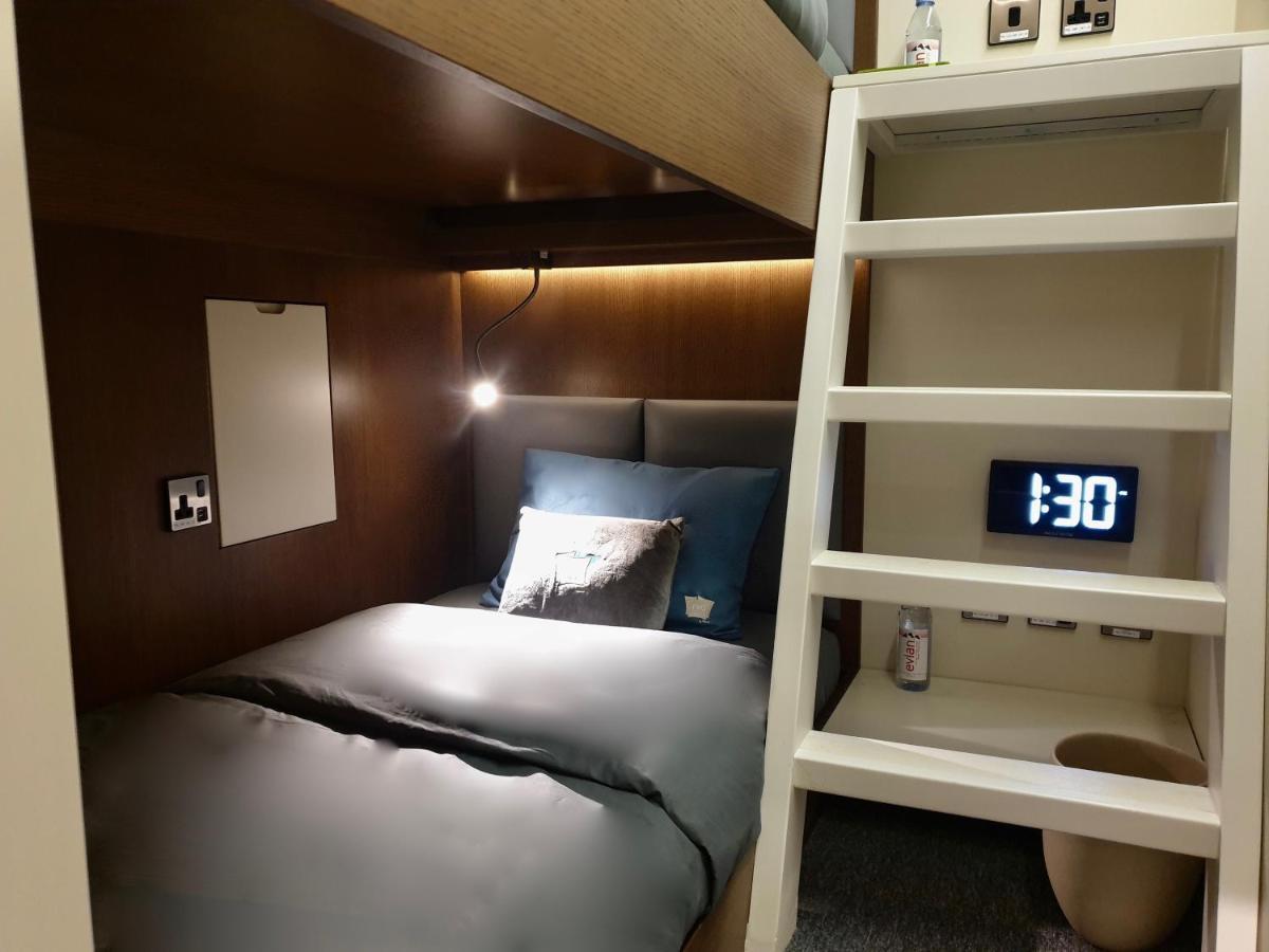 Sleep 'N Fly Sleep Lounge, B-Gates Terminal 3 - Transit Only Hotel Dubai Exterior photo